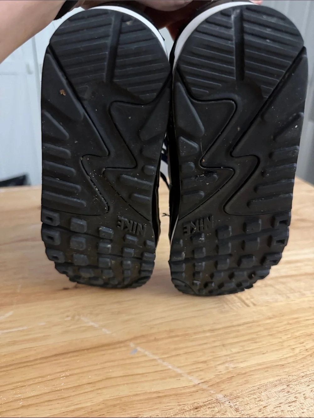 Nike Black Womens Air Max Low-Top Sneakers
